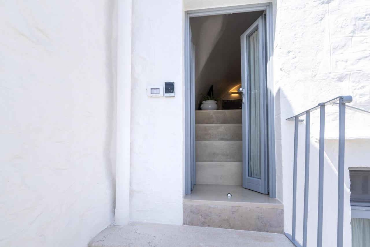 Suite La Scala Del Borgo تْشيستيرنِنو المظهر الخارجي الصورة