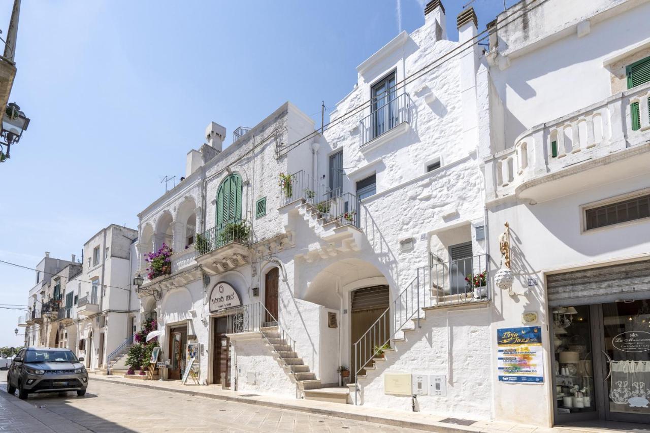 Suite La Scala Del Borgo تْشيستيرنِنو المظهر الخارجي الصورة